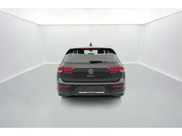 VOLKSWAGEN Golf VIII (2021) — foto 31 van 36