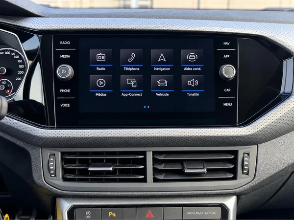 VOLKSWAGEN T-Cross (2022) — foto 5 van 15