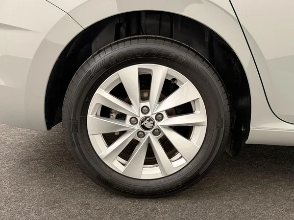 SKODA Scala (2025) — foto 12 van 18