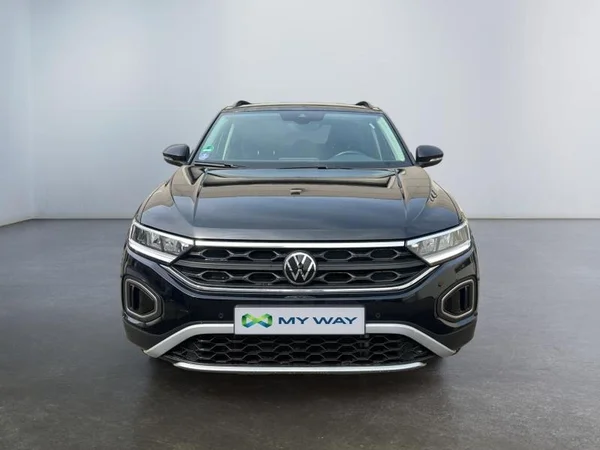 VOLKSWAGEN T-Roc (2022) — foto 12 van 24