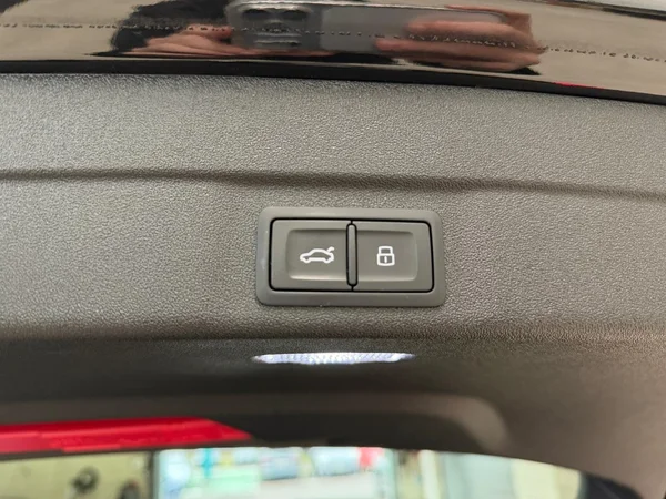 AUDI A5 Avant (2025) — foto 17 van 24