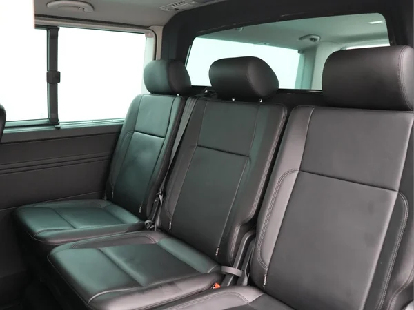 VOLKSWAGEN Transporter T6 1400 Caravelle Lwb (2017) — foto 3 van 25