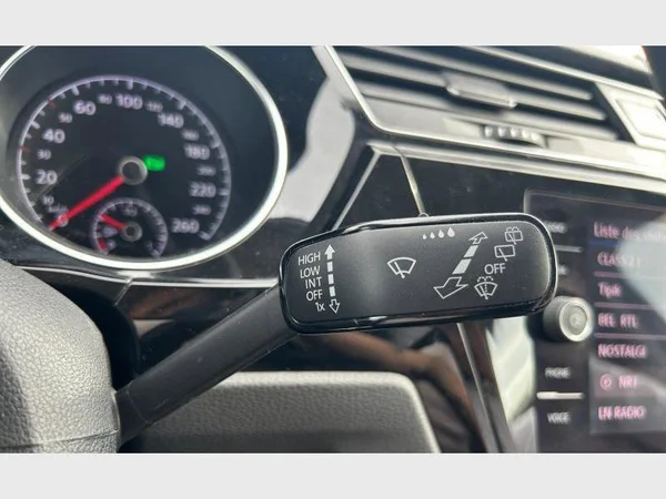 Volkswagen Touran (2020) — foto 19 van 31