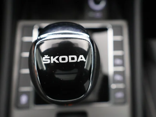 SKODA Superb Combi (2024) — foto 10 van 34