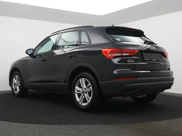 Audi Q3 (2023) — foto 5 van 29