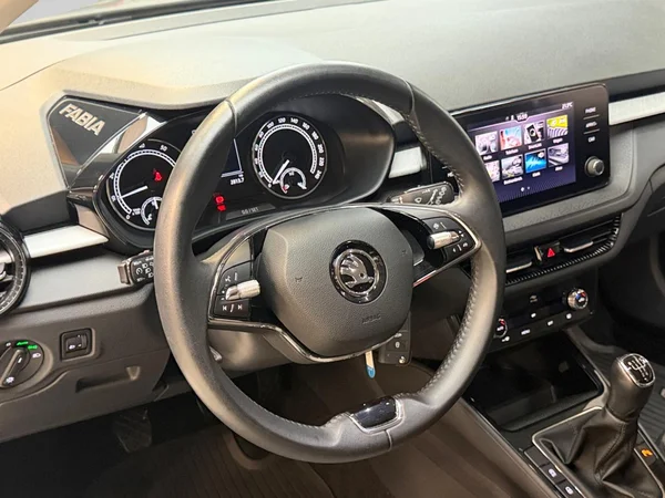 SKODA Fabia (2024) — foto 5 van 24