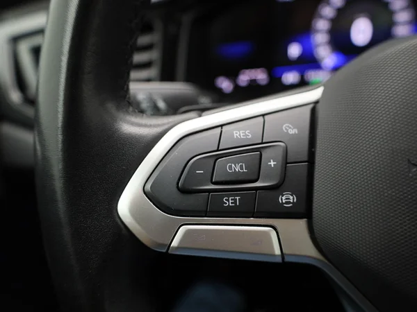 Volkswagen Polo (2023) — foto 10 van 38