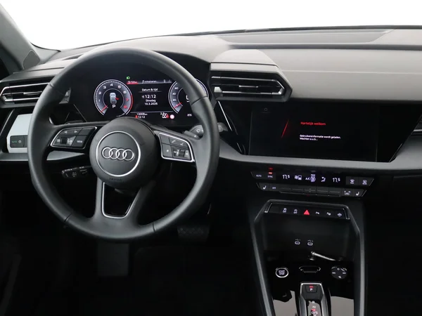 AUDI A3 Sportback (2025) — foto 16 van 18