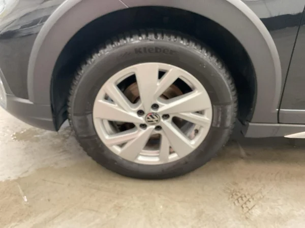 VOLKSWAGEN Taigo (2024) — foto 14 van 22