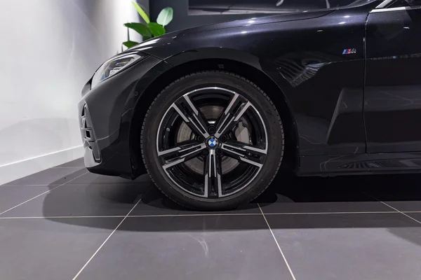 BMW 4 Reeks (2024) — foto 37 van 40
