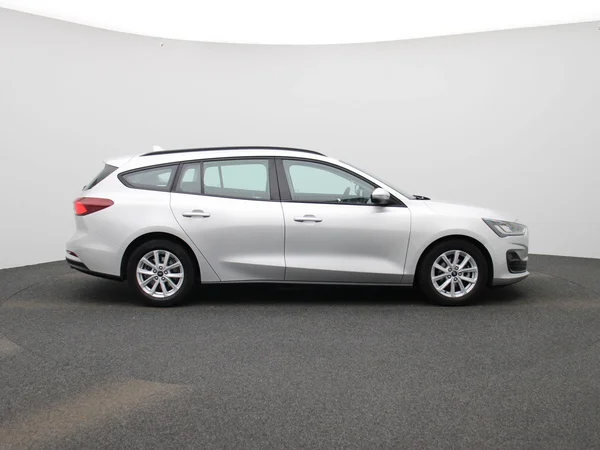 Ford Focus (2022) — foto 34 van 37