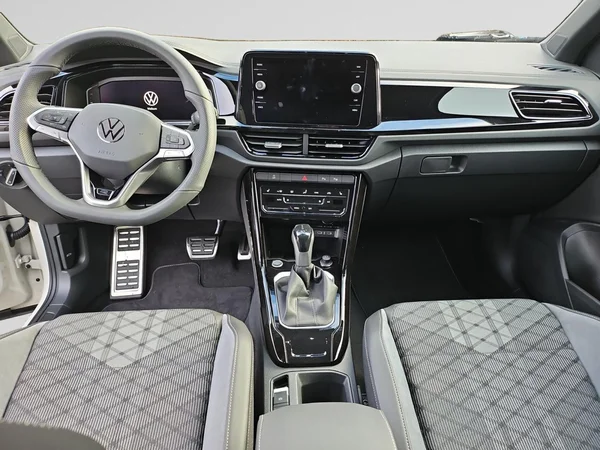 VOLKSWAGEN T-Roc (2025) — foto 2 van 24