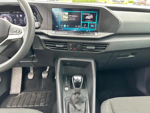 VOLKSWAGEN Caddy Maxi (2024) — foto 2 van 17