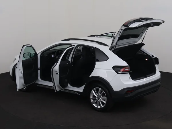 VOLKSWAGEN Taigo (2025) — foto 27 van 28