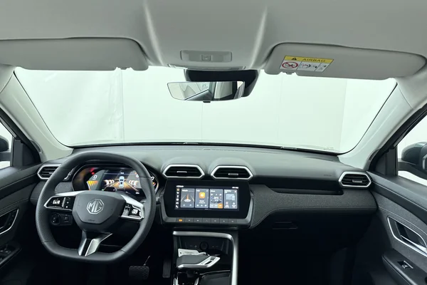 MG ZS Hybrid+ (HEV) (2026) — foto 16 van 16