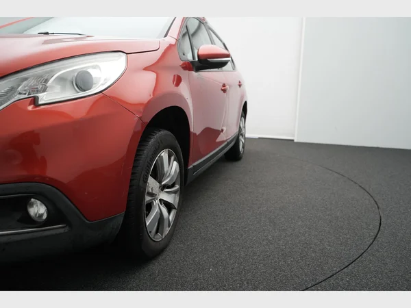 PEUGEOT 2008 (2014) — foto 4 van 20