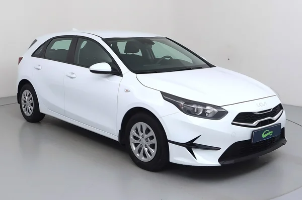 Kia Ceed (2023) — foto 25 van 27