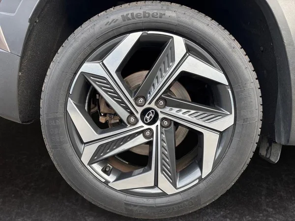 HYUNDAI Tucson (2022) — foto 24 van 31