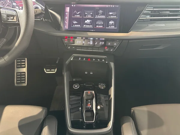 AUDI A3 Sedan (2025) — foto 22 van 22