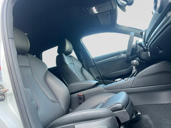 AUDI RS3 Sportback (2021) — foto 10 van 24