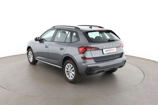 Skoda Kamiq (2024) — foto 10 van 16