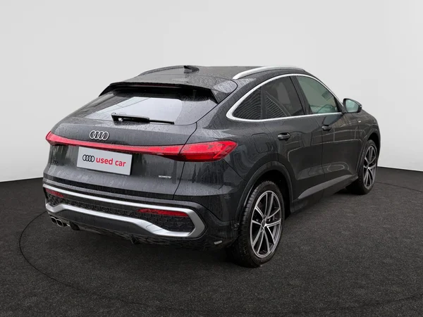 AUDI Q5 Sportback (2025) — foto 11 van 18