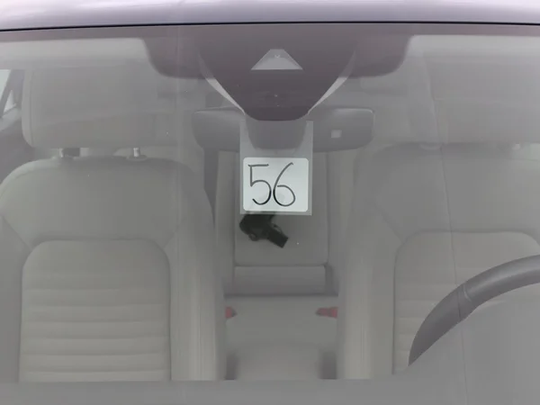 VOLKSWAGEN Passat Variant GTE (2023) — foto 17 van 29