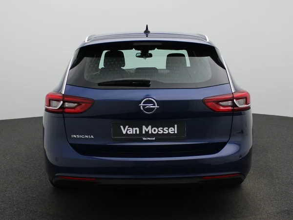 Opel Insignia (2022) — foto 34 van 37