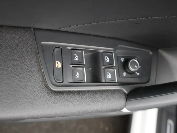 Volkswagen Tiguan Allspace (2020) — foto 20 van 30