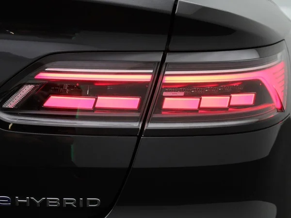 Volkswagen Arteon (2023) — foto 39 van 49