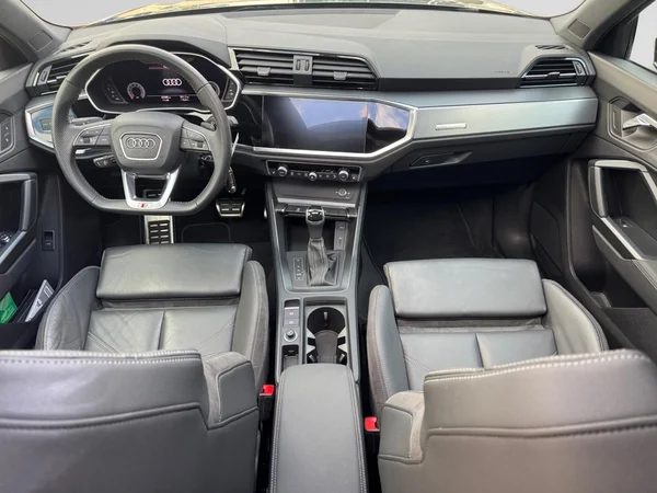 AUDI Q3 (2019) — foto 14 van 19