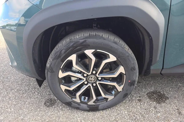 Toyota Yaris Cross Hybrid (HEV) (2026) — foto 18 van 26