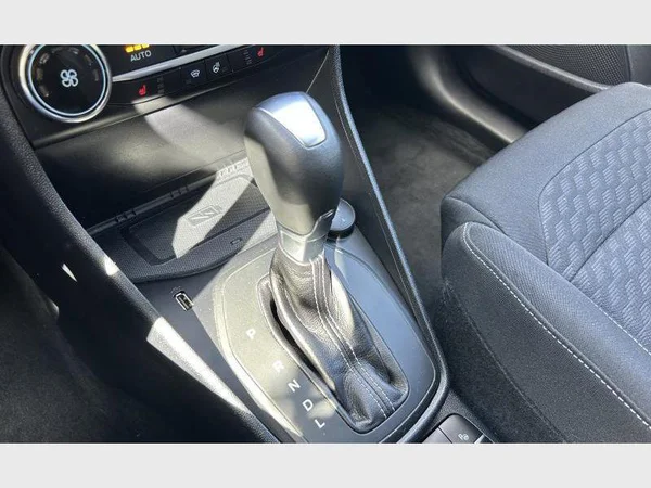 Ford Fiesta (2022) — foto 9 van 27