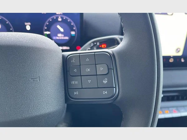 VOLKSWAGEN ID.Polo (2026) — foto 8 van 25