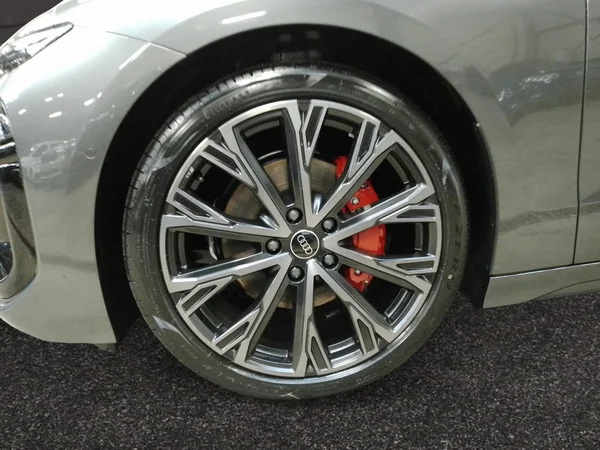 AUDI A6 Avant e-tron (2025) — foto 11 van 16