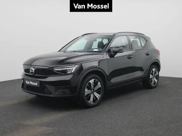 Volvo XC40 (2023)