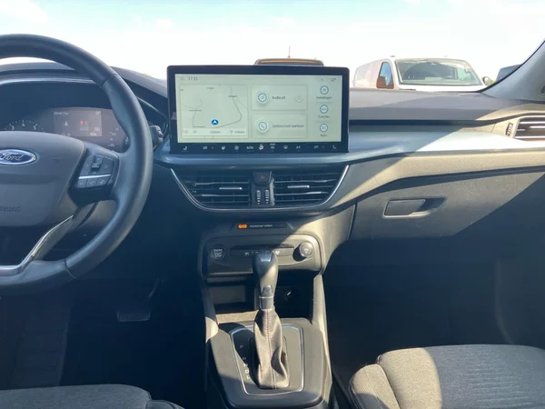 FORD Focus Active (2024) — foto 6 van 25
