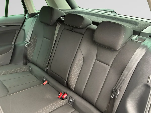 SKODA Kamiq (2023) — foto 9 van 24