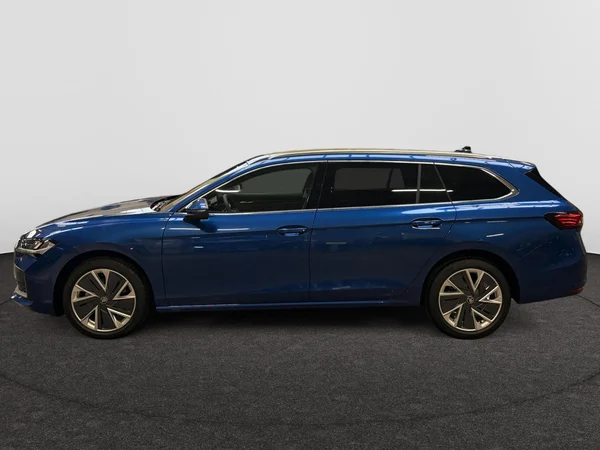 SKODA Superb Combi (2026) — foto 11 van 15