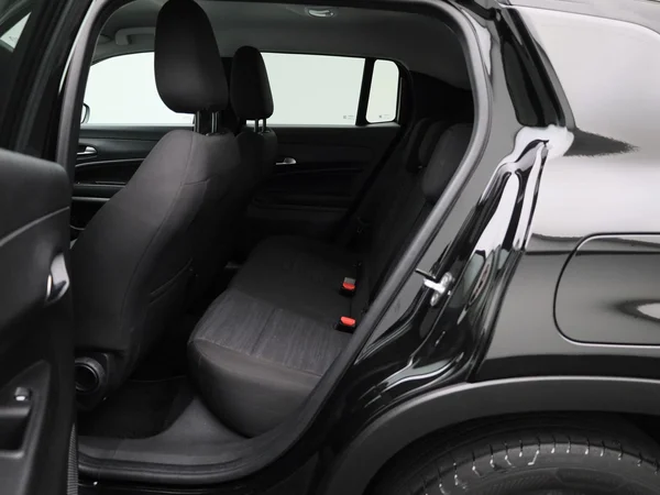 Jeep Avenger (2024) — foto 2 van 45