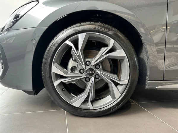 AUDI A3 Sedan (2025) — foto 10 van 22