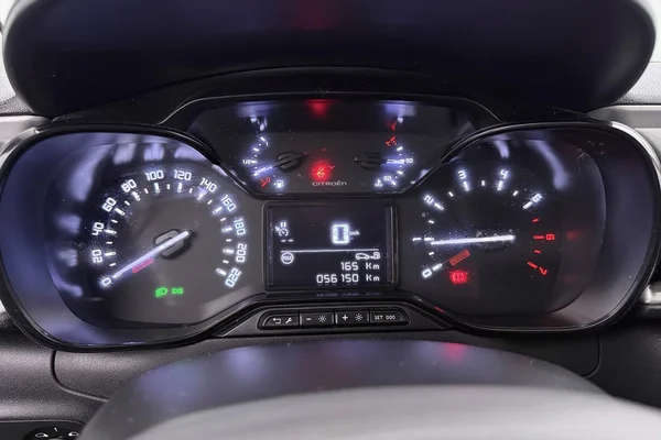 Citroen C3 (2021) — foto 8 van 35