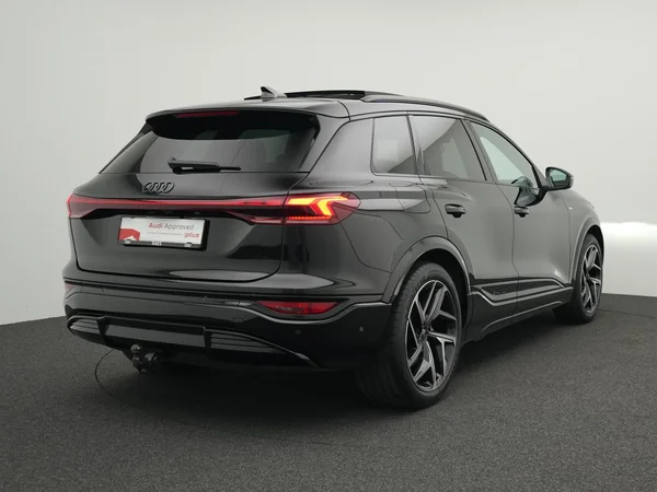 AUDI Q6 e-tron (2026) — foto 23 van 40