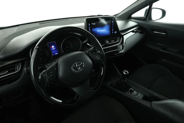 Toyota C-HR (2019) — foto 2 van 16