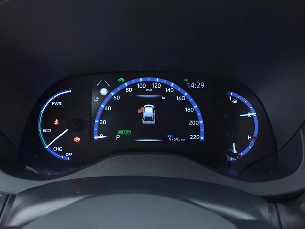 Toyota Yaris Hybrid (HEV) (2023) — foto 23 van 23