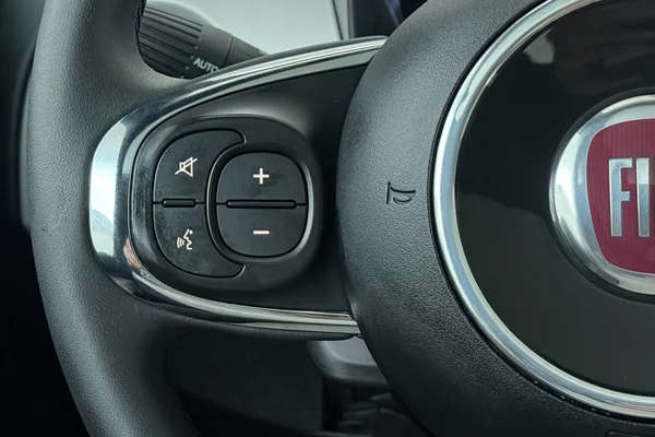Fiat 500 (2020) — foto 5 van 19