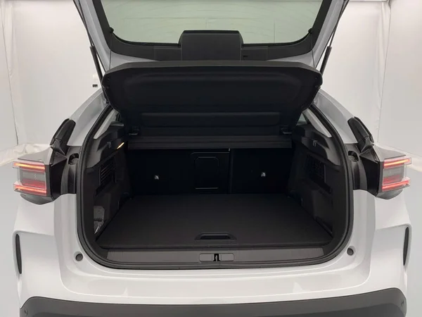 Citroen C4 (2025) — foto 3 van 28