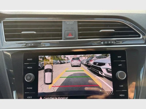 Volkswagen Tiguan (2022) — foto 17 van 29