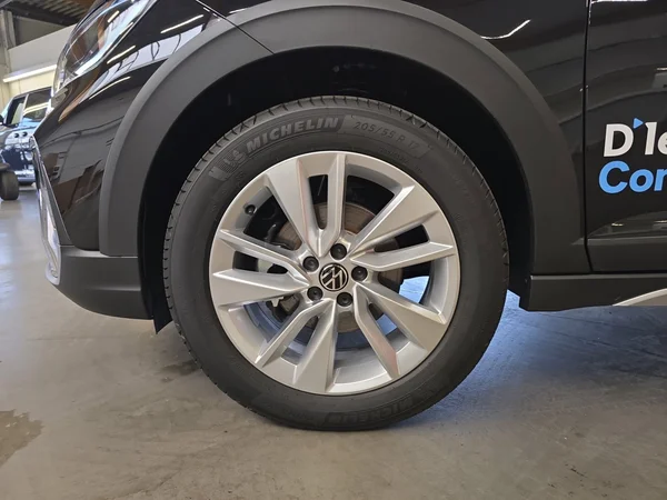 VOLKSWAGEN Taigo (2025) — foto 9 van 23