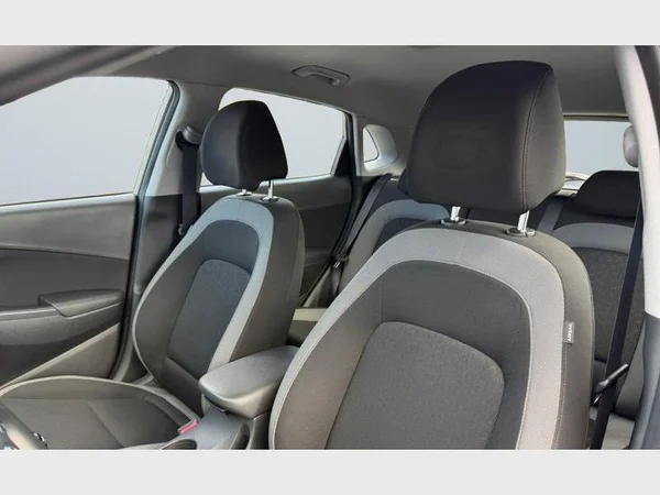 Hyundai KONA (2018) — foto 29 van 29